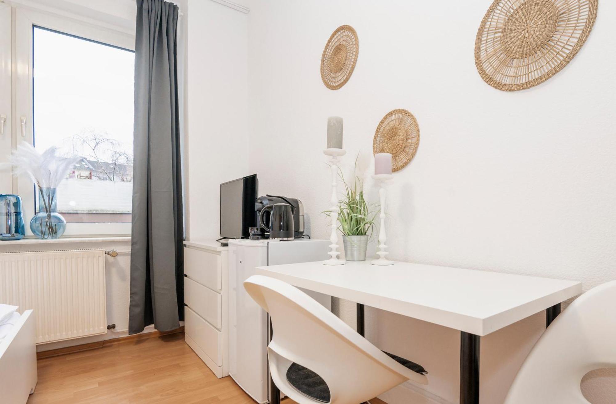 Apartment Kurzzeitglueck 24h Self Check-in E02 *